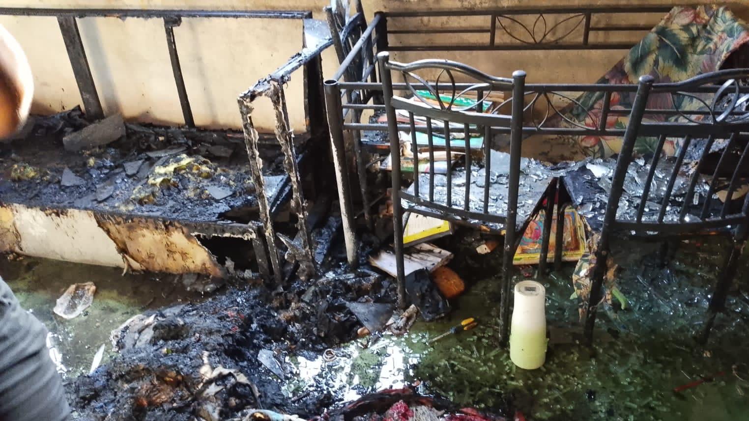 Incendio afecta ajuares de humilde vivienda de una madre soltera en San Marcos; solicita ayuda