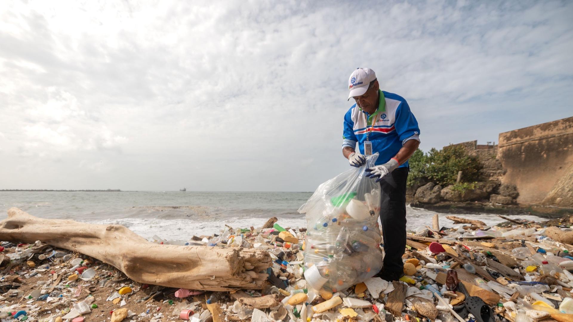 Medio Ambiente resalta avances en protección de océanos y ecosistemas marinos