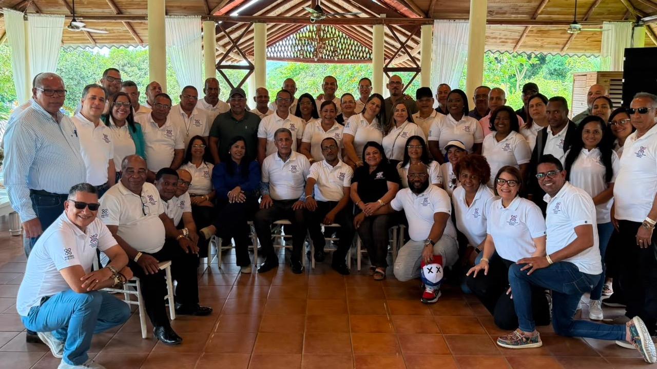 FISCALDOM fortalece el trabajo en equipo con encuentro nacional de los consejos directivos regionales