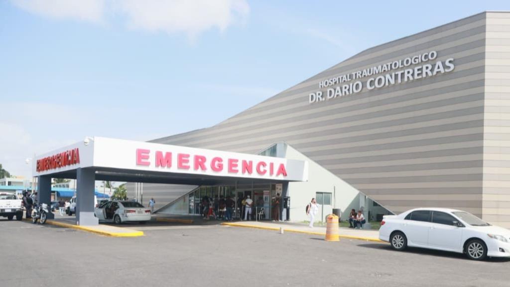 Hombre mata a una mujer y hiere a otra dentro del área de Emergencias del Hospital Darío Contreras