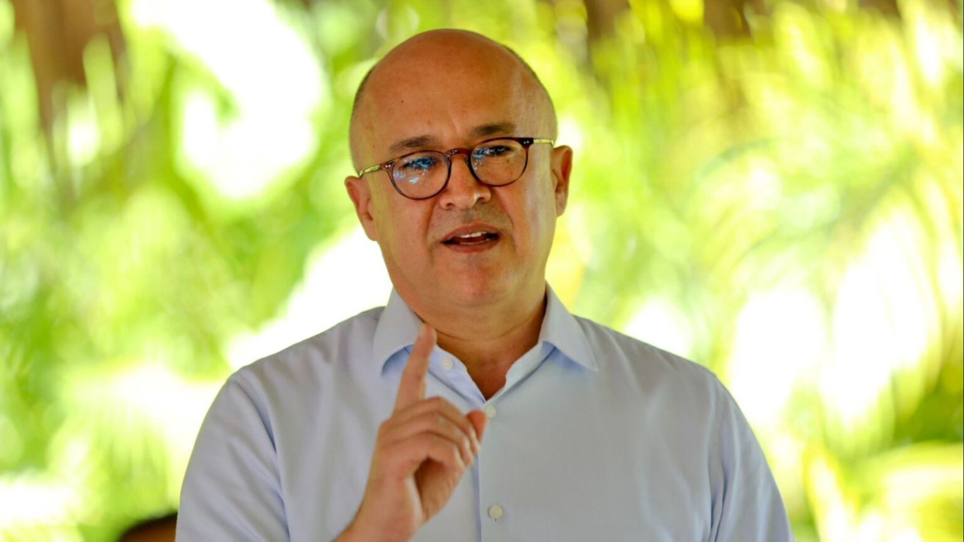 Domínguez Brito afirma Gobierno debe corregir el gasto público antes de plantear nuevos impuestos