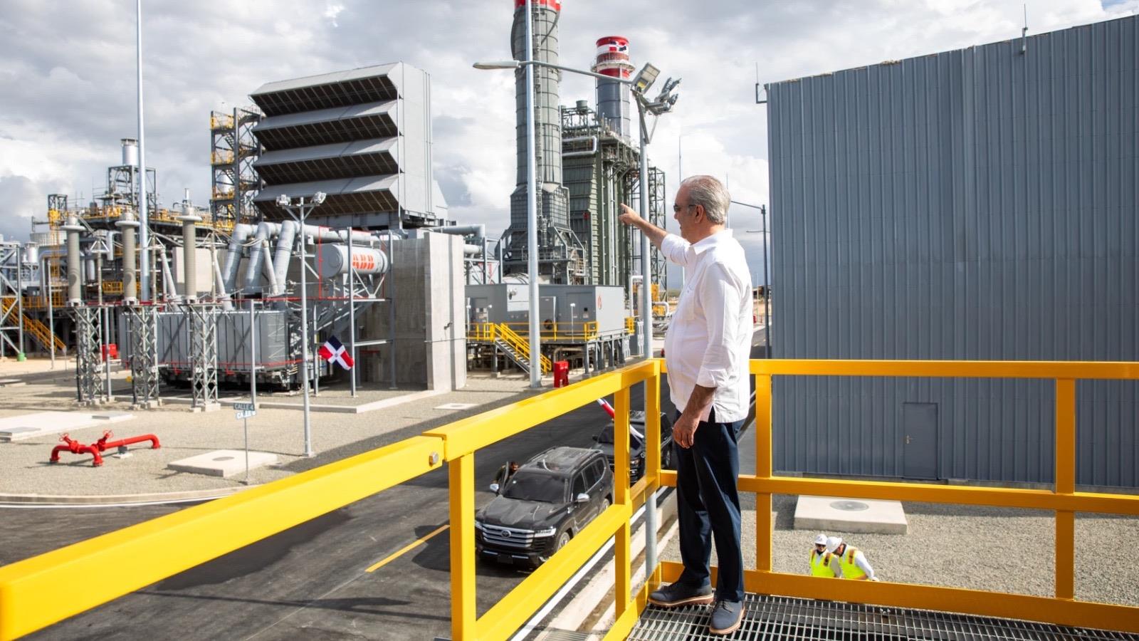 Presidente Abinader inaugura termoeléctrica Manzanillo Power Land en Monte Cristi