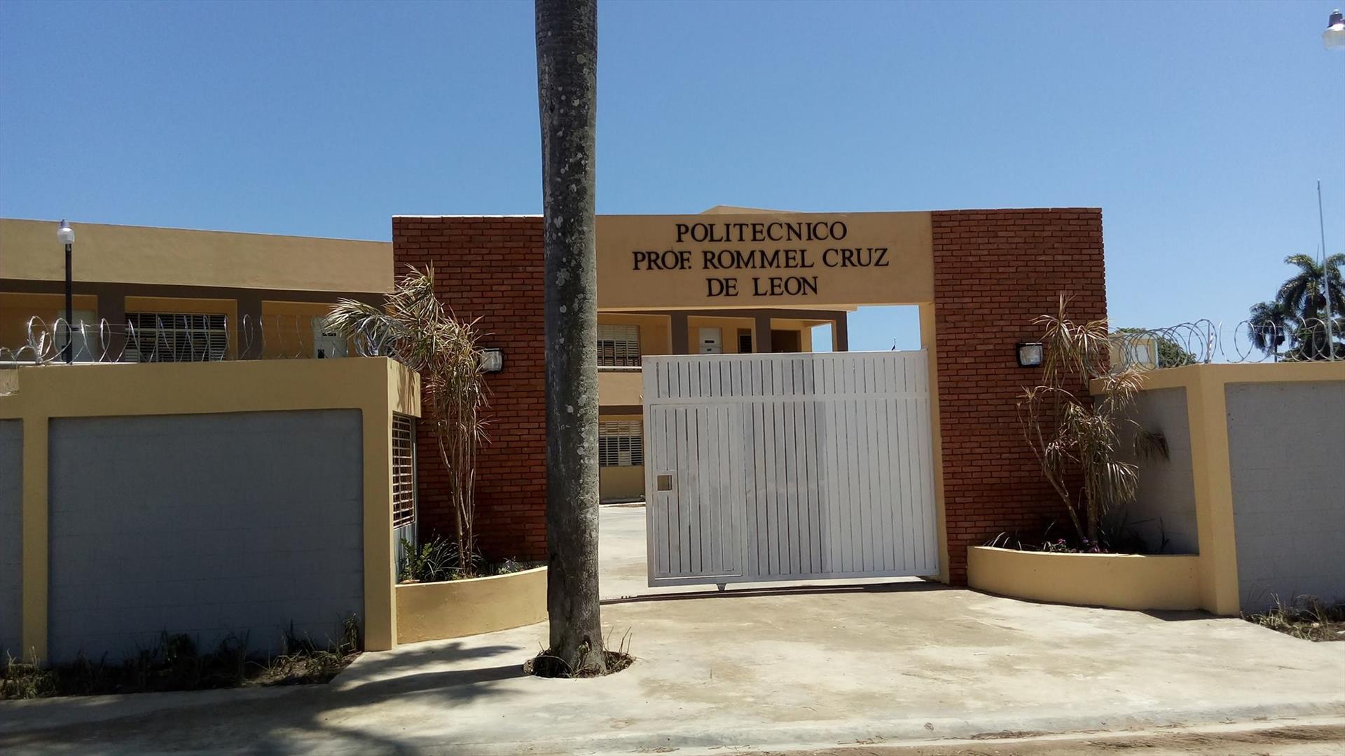 Apresan dos adolescentes ingresaron a centro educativo de Puerto Plata e intentaron agredir otro menor