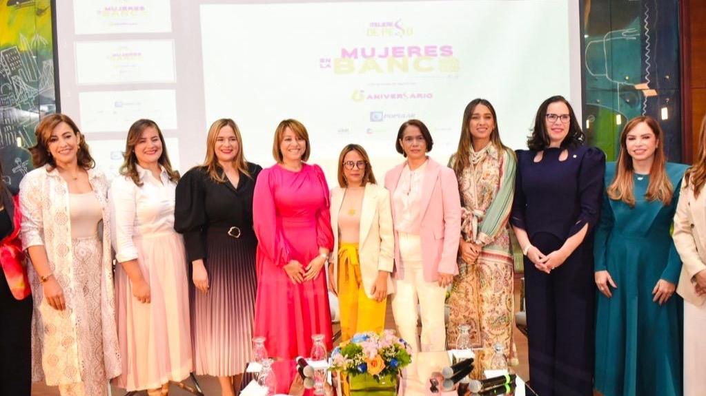 Foro “Mujeres en la Banca” llega a Santiago para analizar impacto del liderazgo femenino en el sector financiero del Cibao