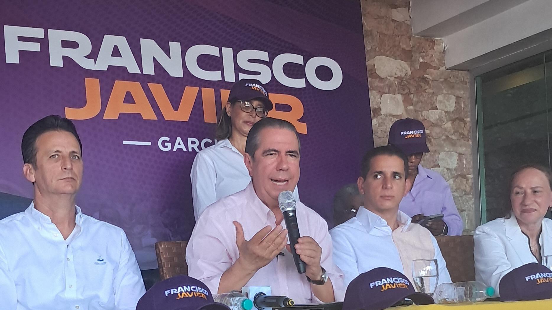 Francisco Javier García califica de “acto de locura” intento de reducir fondos a los partidos