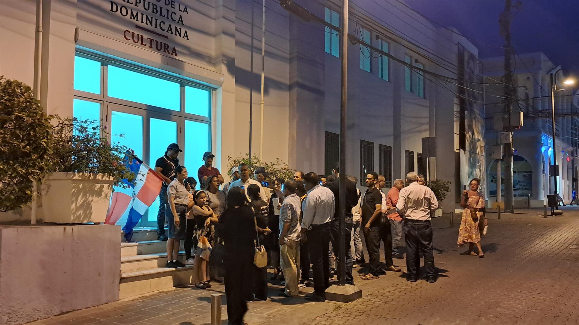 Rechazan instalación de la Gobernación y la Dirección Regional de la PN en edificio de Bellas Artes en Puerto Plata