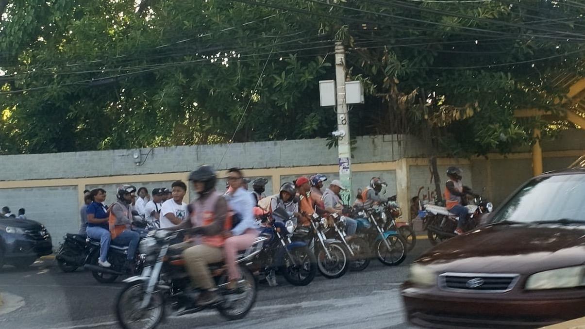 Siguen aumentando las motocicletas en vías de Puerto Plata; importaciones de motos en RD suben cada año