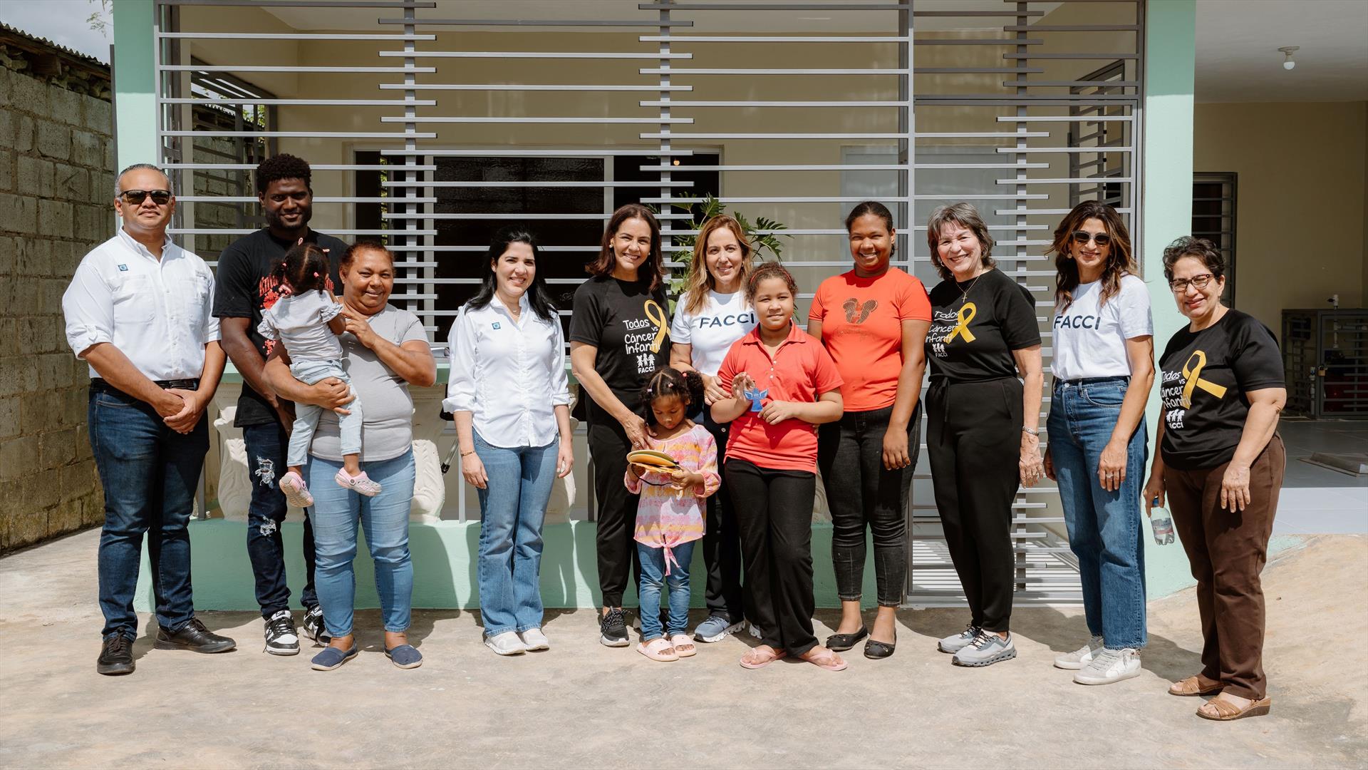 Banco Popular y FACCI entregan vivienda a paciente oncológica en Los Frailes, Santo Domingo