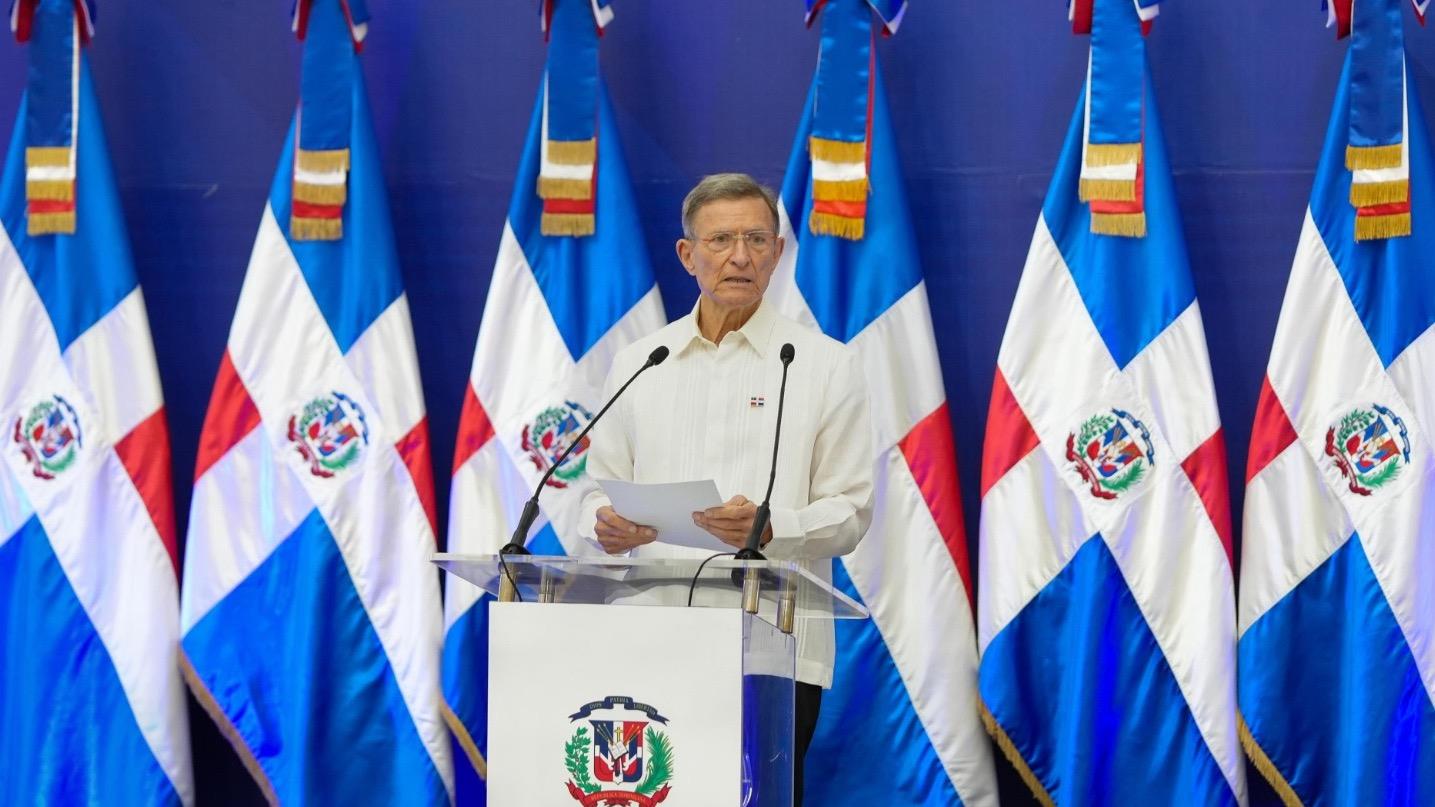 Canciller aclara acuerdo RD-EE. UU. sobre recibimiento de ciudadanos deportados