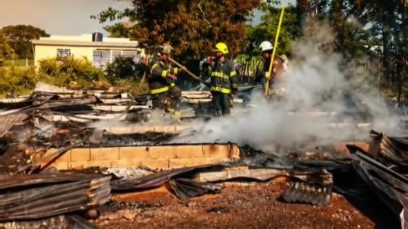 Incendios causan destrucción de viviendas en sectores de Puerto Plata