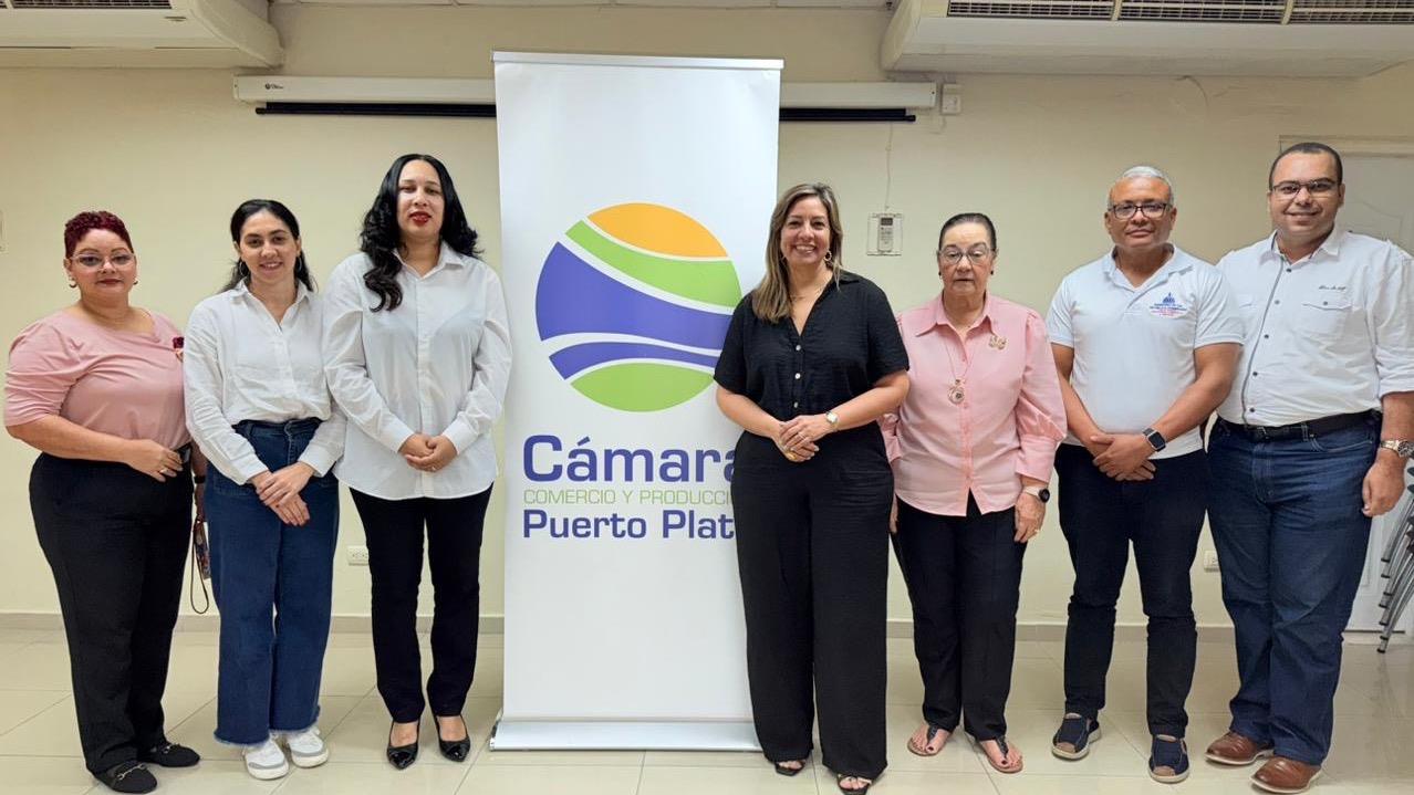 Cámara de Comercio de Puerto Plata recibe visita del MICM para fortalecer trabajo conjunto