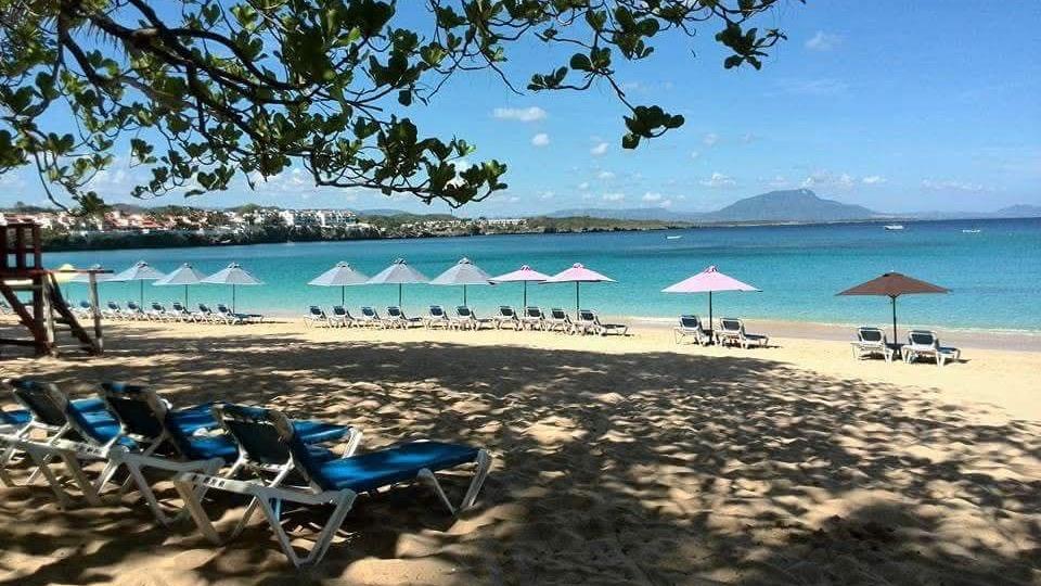 Genera rechazo medida de retirar personas de playas de Sosúa al caer la tarde