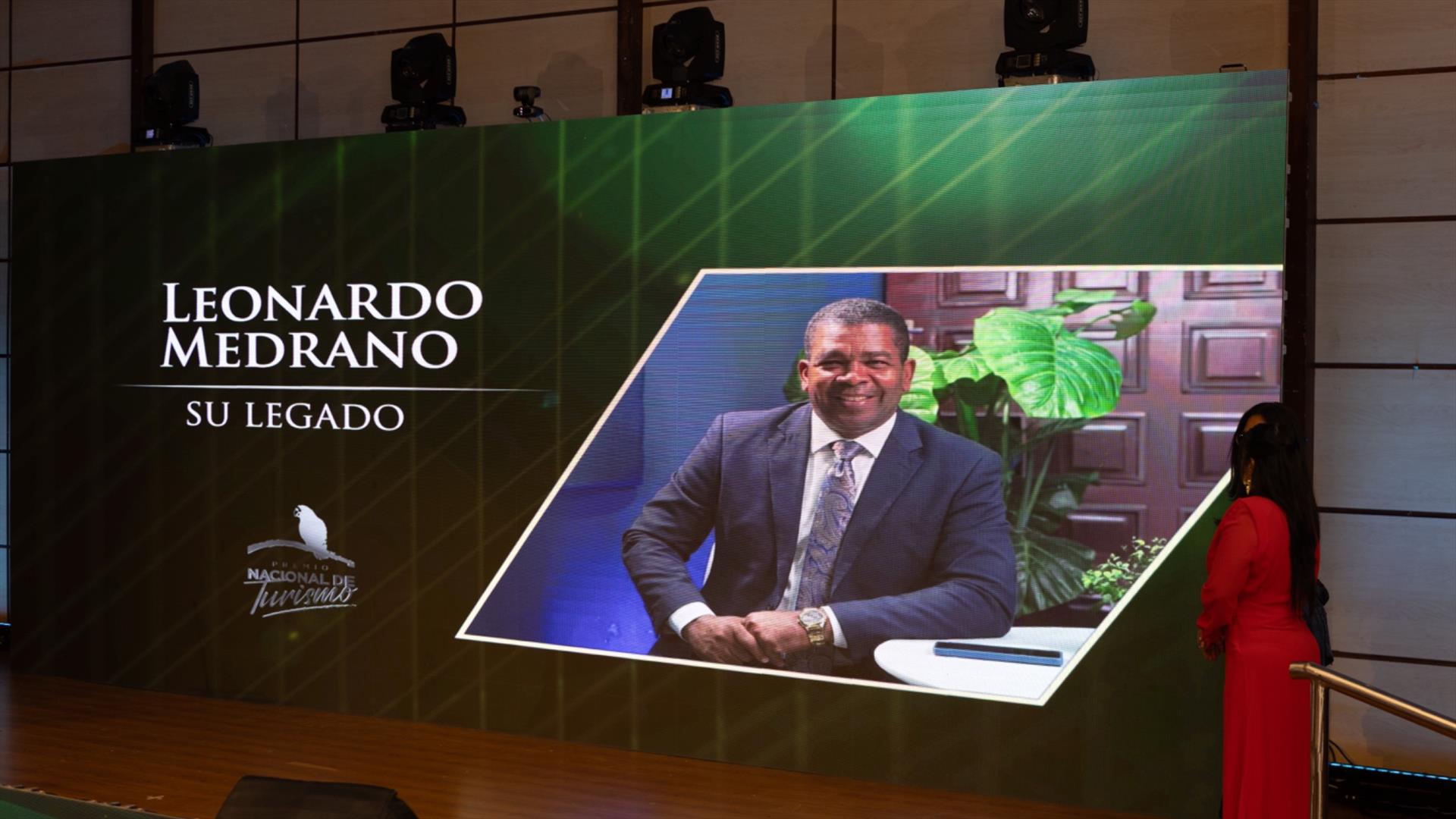 Premio Nacional de Turismo reconoce trayectoria de Leonardo Medrano