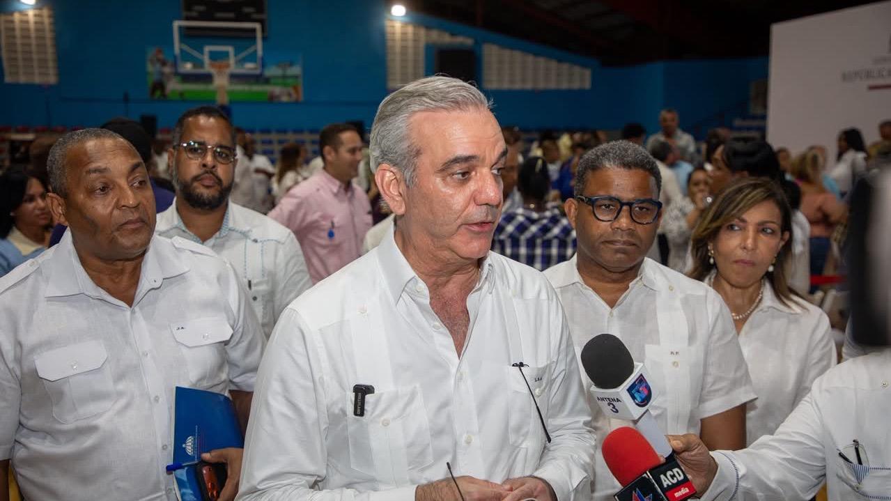 Abinader refuerza vigilancia en la frontera ante posibles incursiones de bandas haitianas