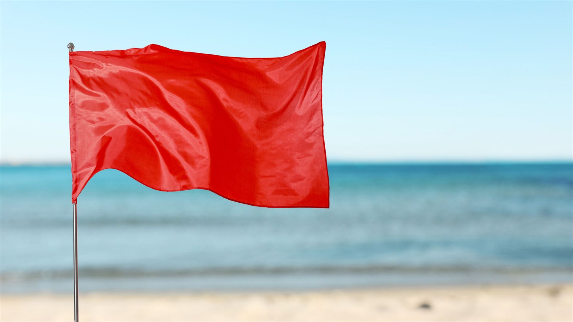Prohíben temporalmente el baño en playas de Puerto Plata debido a oleajes anormales