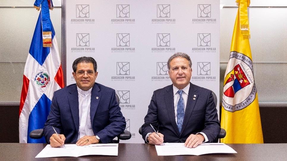 APAP y PUCMM llevan la inteligencia artificial a los pequeños comercios
