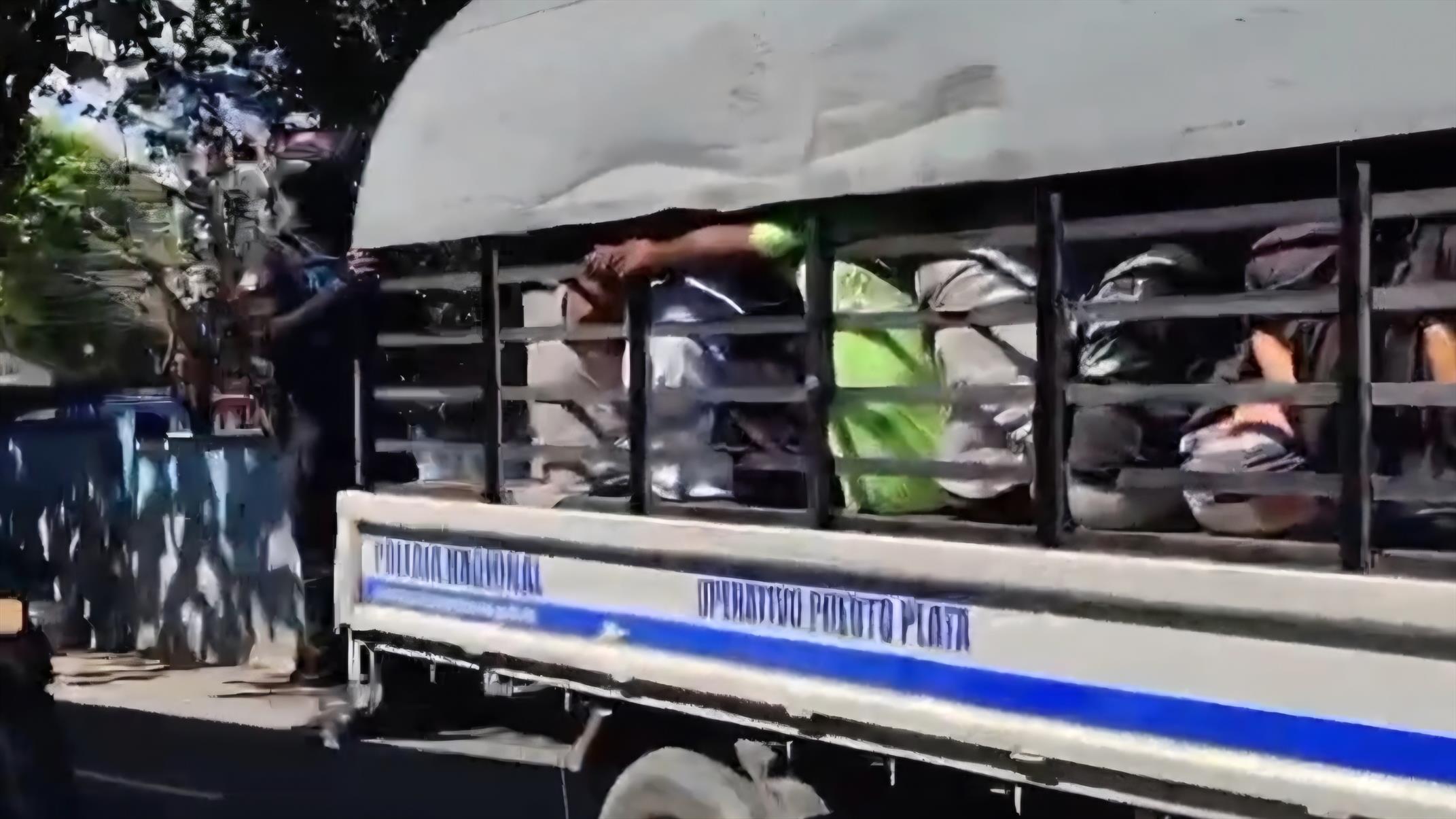 Policía detiene a 49 personas durante operativo contra robos en Puerto Plata