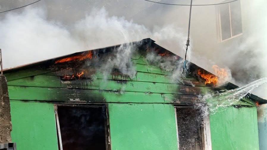 Incendios afectan seis viviendas en San Marcos y Villa Montellano