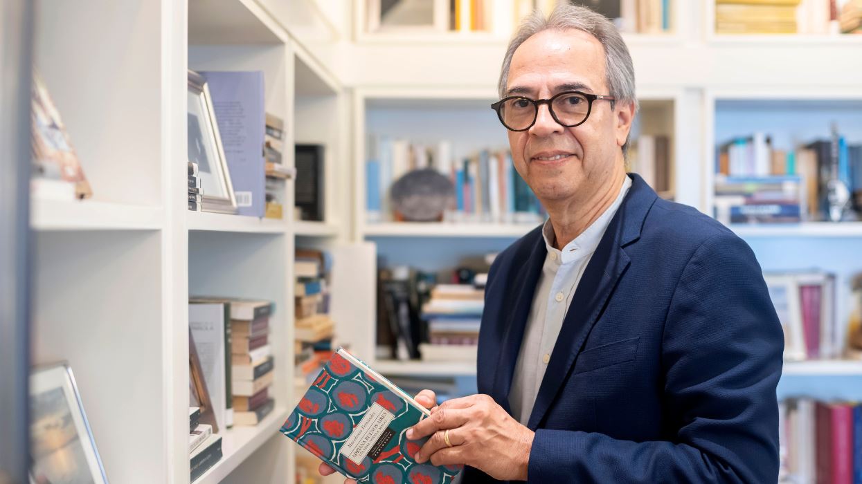 Pabellón dedicado a José Mármol ofrece un recorrido por su vida y obra en la Feria Internacional del Libro Santo Domingo 2026