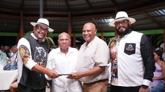 Punta Bergantín amplía su apoyo a iniciativas comunitarias de Villa Montellano