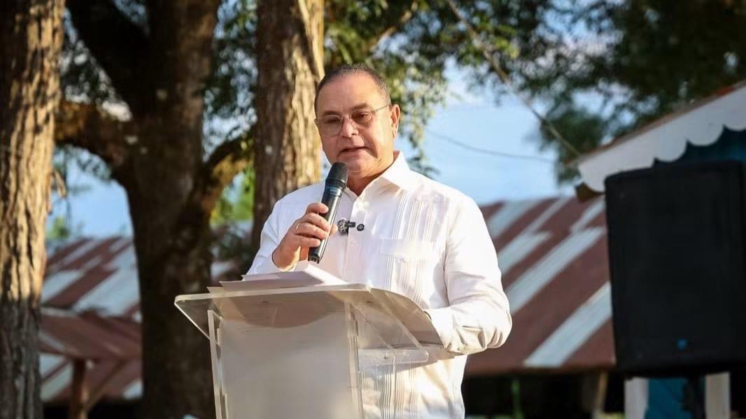 Ministro de Agricultura destaca trabajo y producción de ganaderos de Puerto Plata