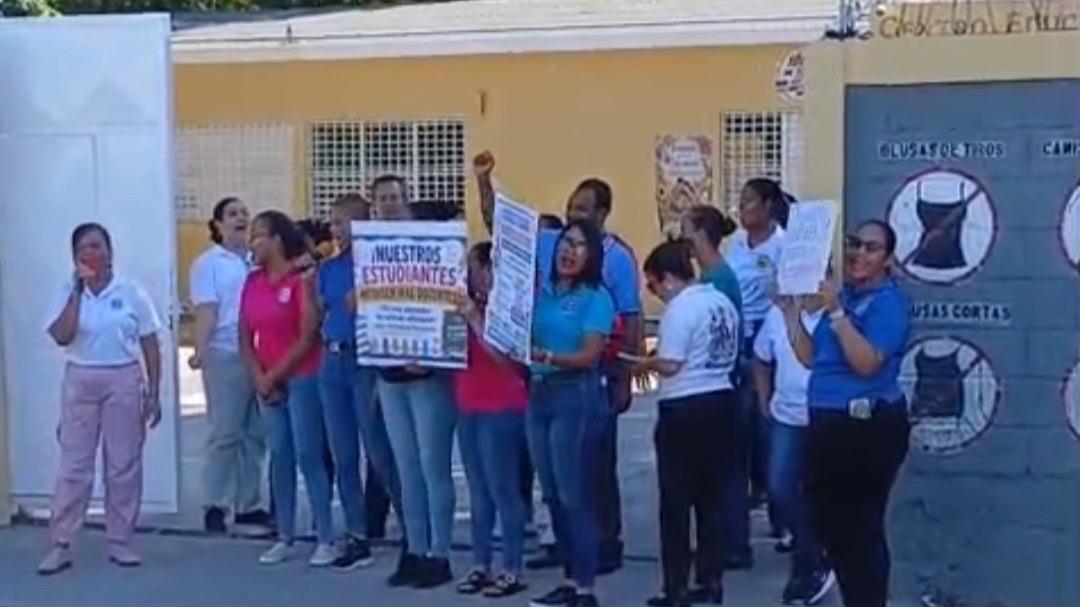 Escuela Gregorio Luperón reclama atención a sus necesidades