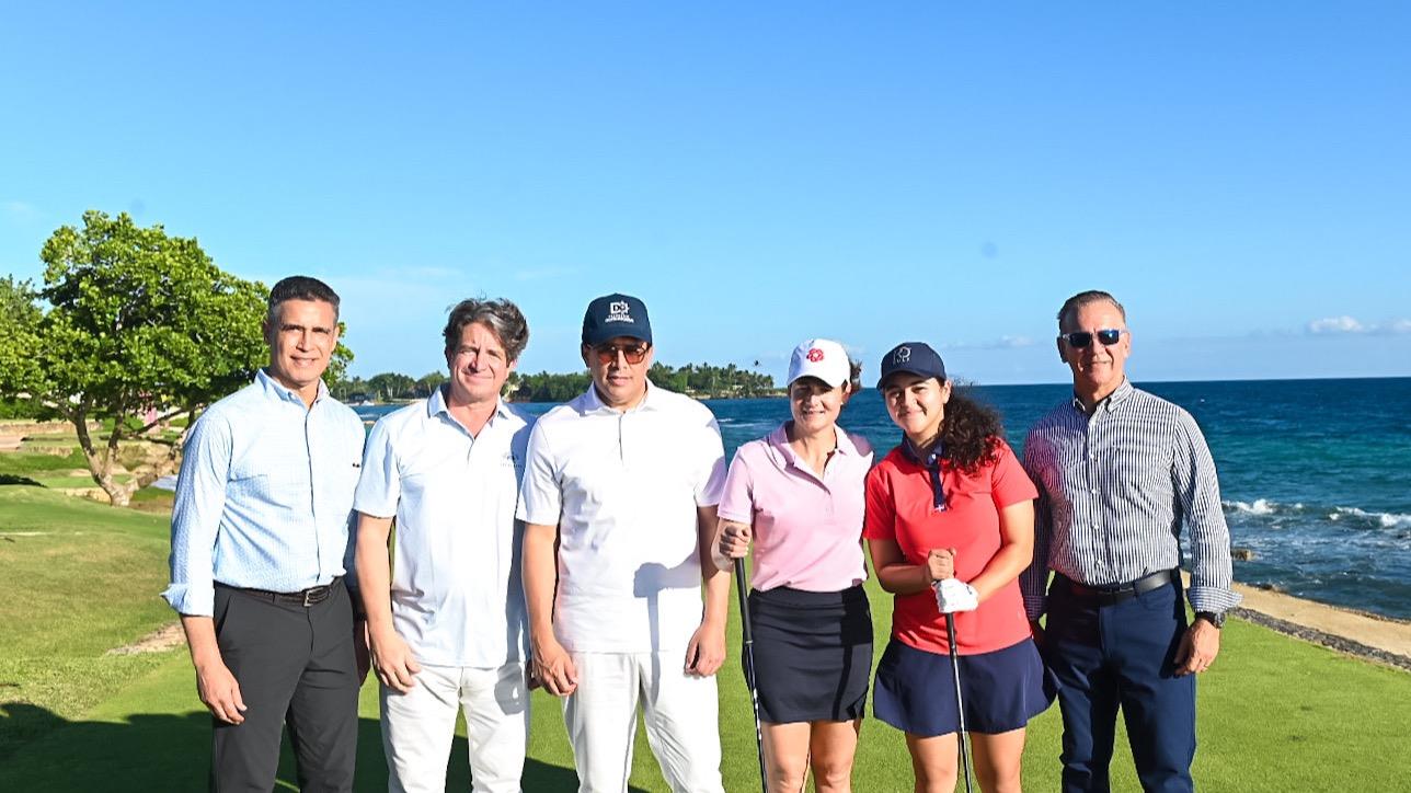 Lorena Ochoa juega por primera vez en el campo de golf Diente de Perro, en Casa de Campo