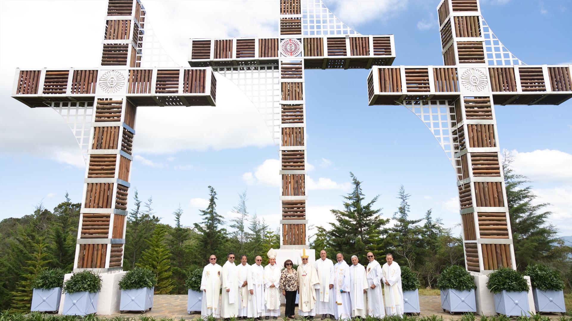 Santuario de Las Tres Cruces, Camino del Cerro, un legado de fe y conservación en San José de las Matas