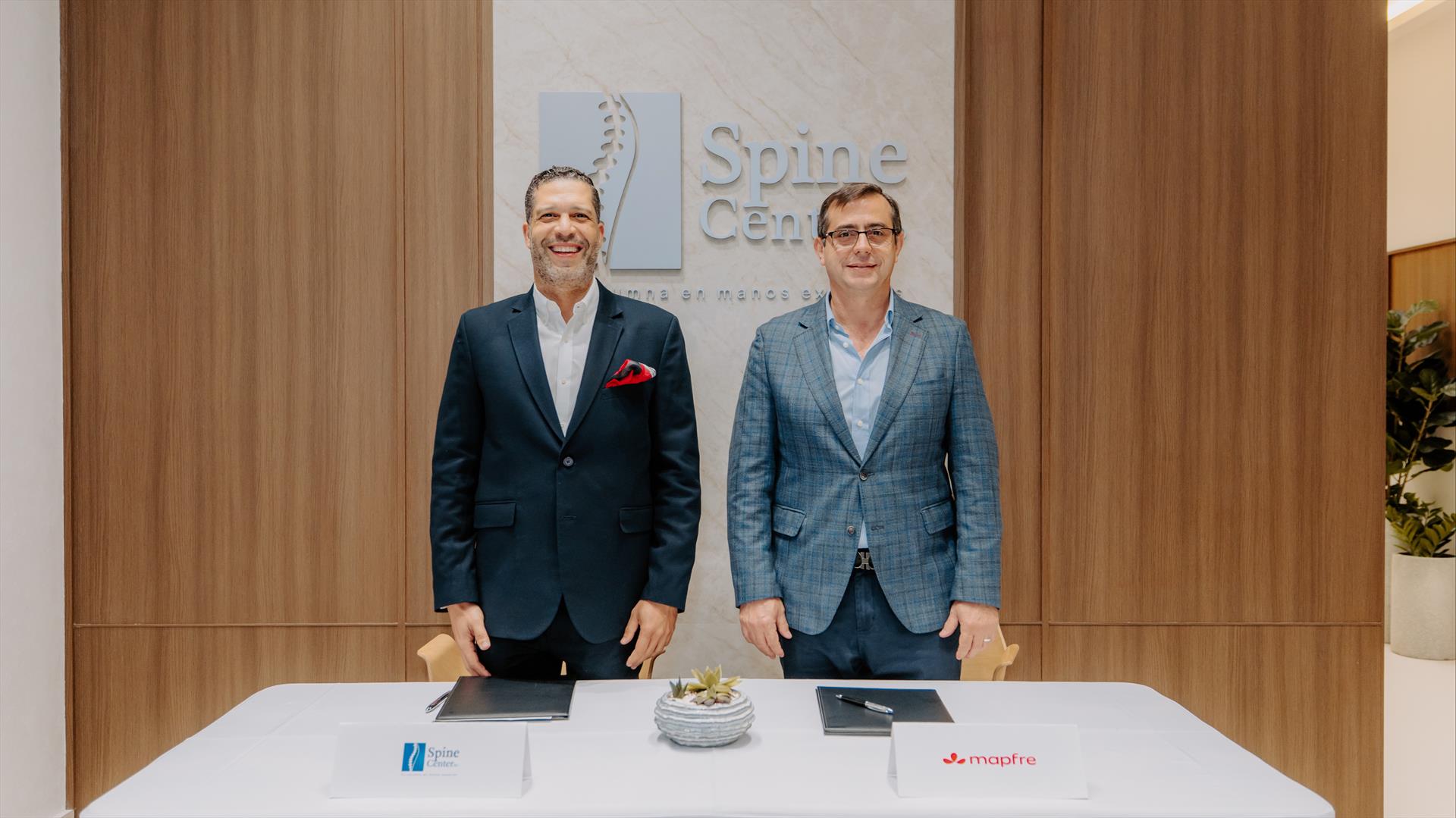 Mapfre firma acuerdo con Spine Center para ampliar el acceso a atención médica especializada